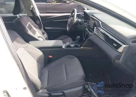 2025 Toyota Camry Le из США, поврежденный, VIN 4T1DAACK9SU188347